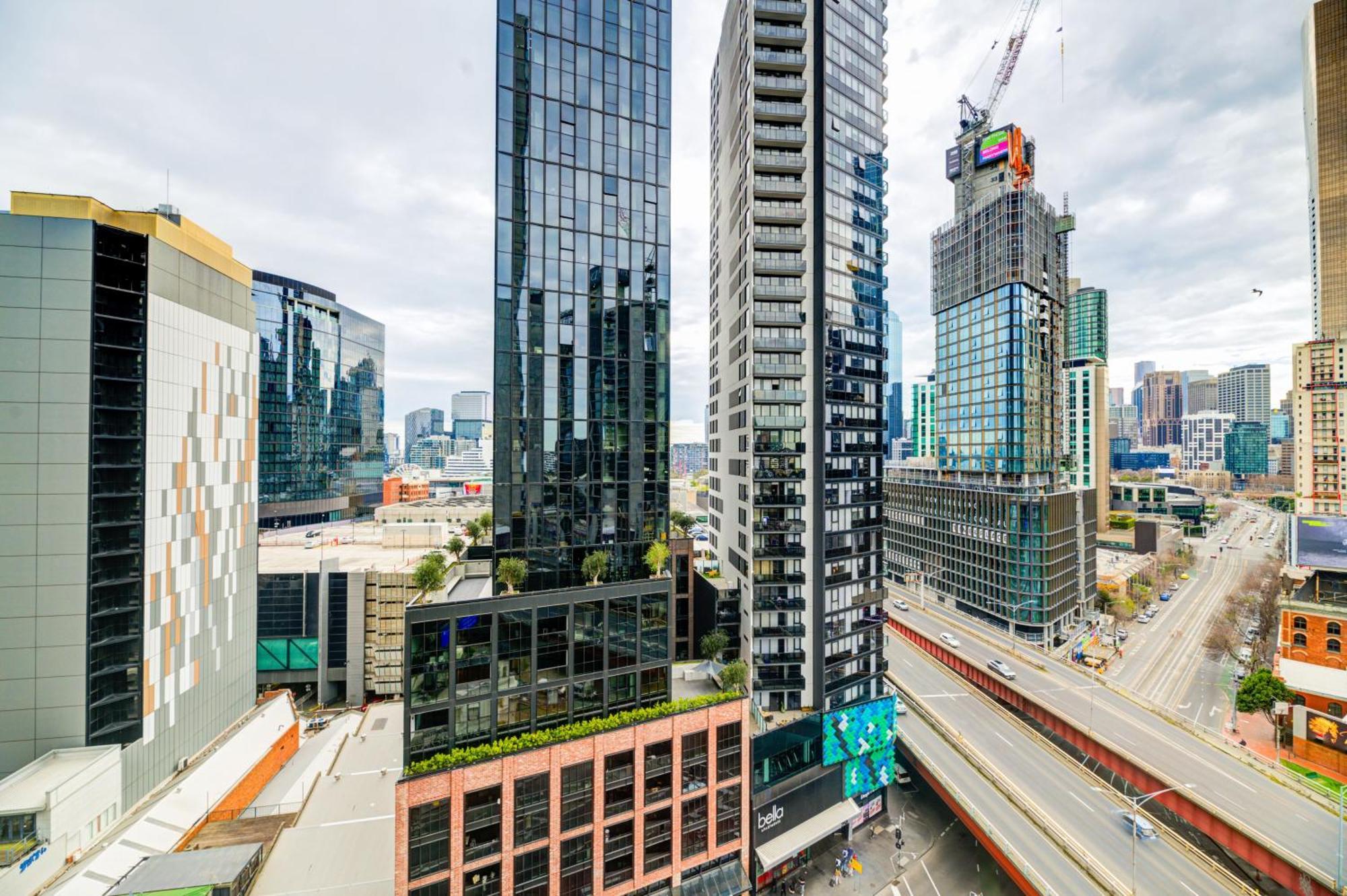Mega Style Apartments Mainpoint Melbourne Quarto foto