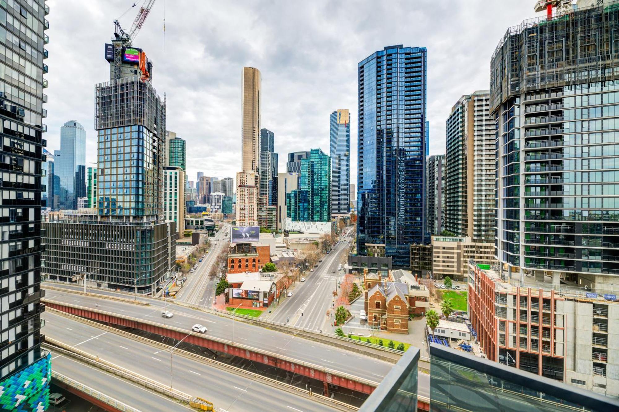 Mega Style Apartments Mainpoint Melbourne Quarto foto